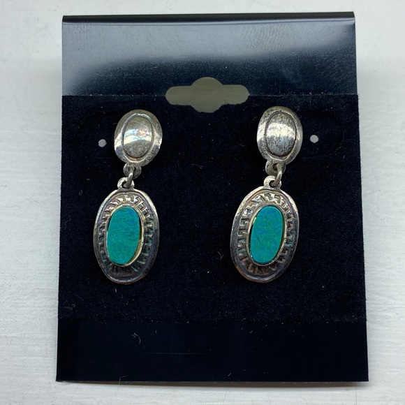 Hand Crafted Jewelry - Sterling Silver Hand Crafted Southwestern Turquoise Dangle / Drop Earrings